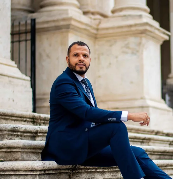 Josué Lírio - Paralegal Dias e Dias Advogados